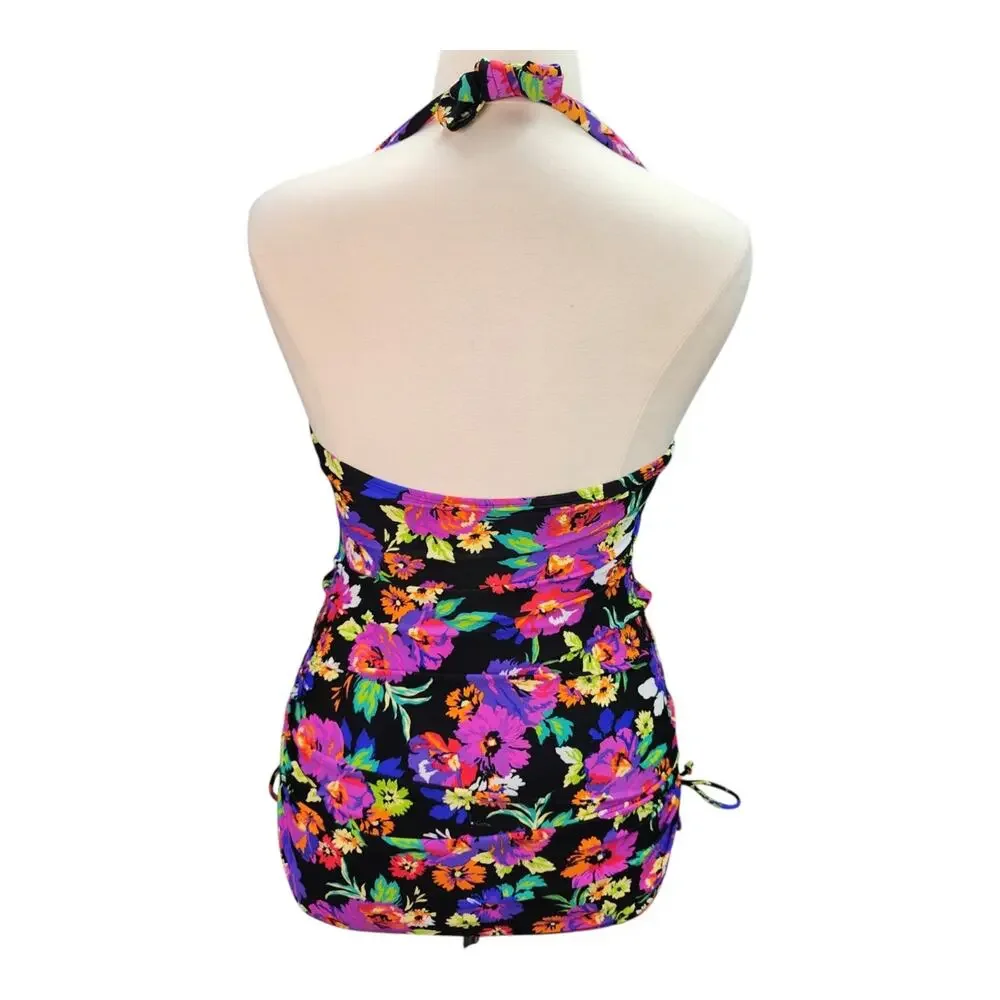 Swimsuit For All cruise hand style